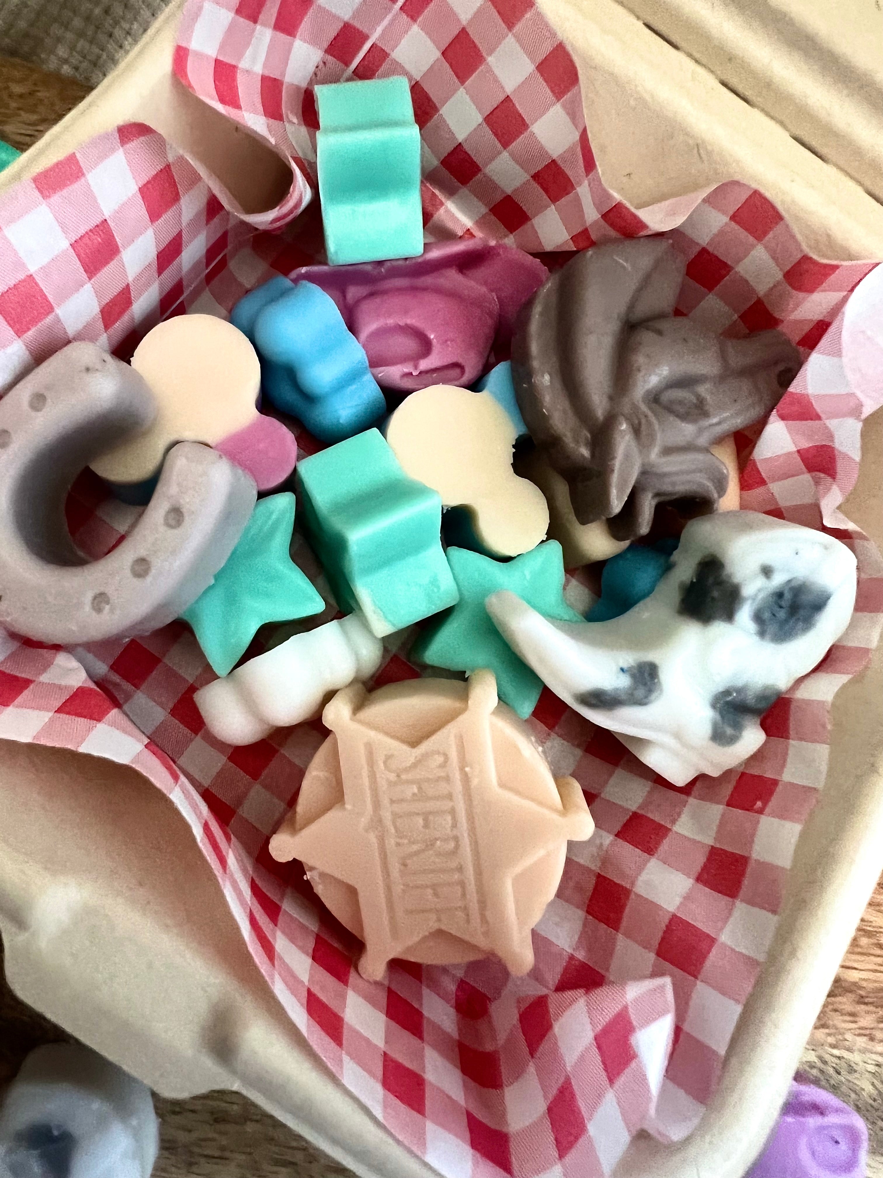 Toy story box gominola
